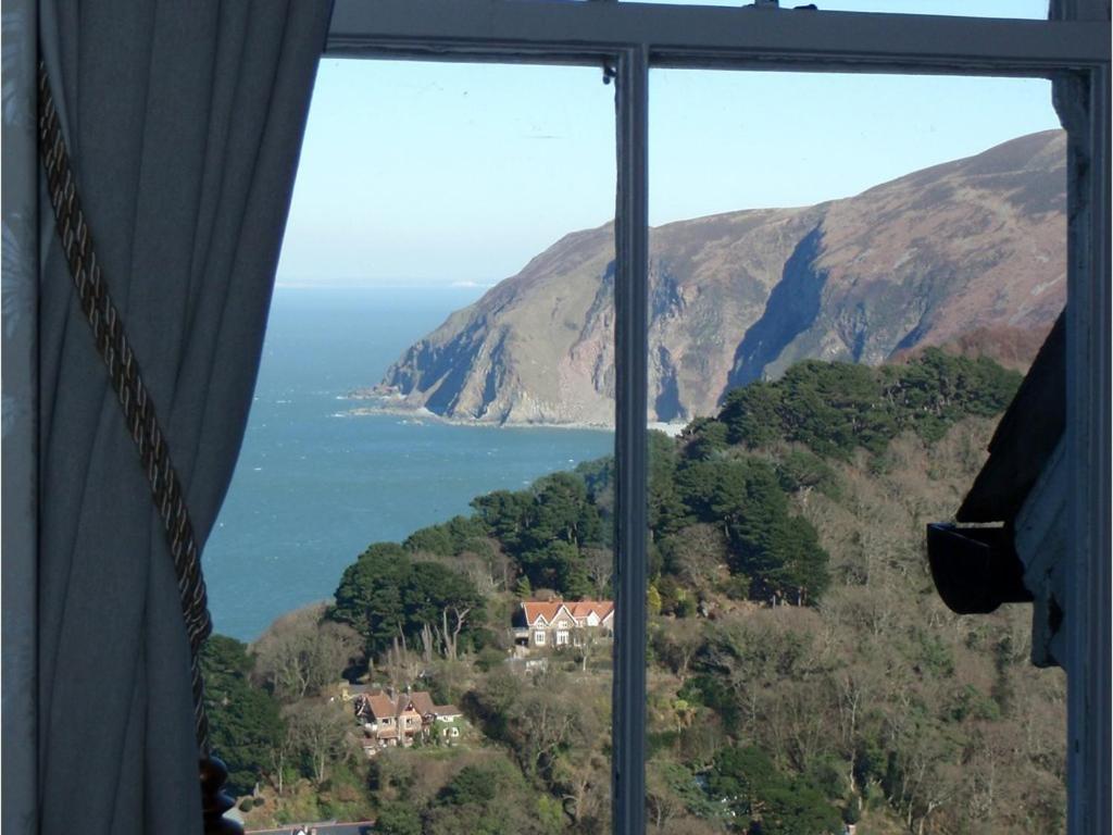 Highcliffe House Bed and Breakfast Lynton Camera foto