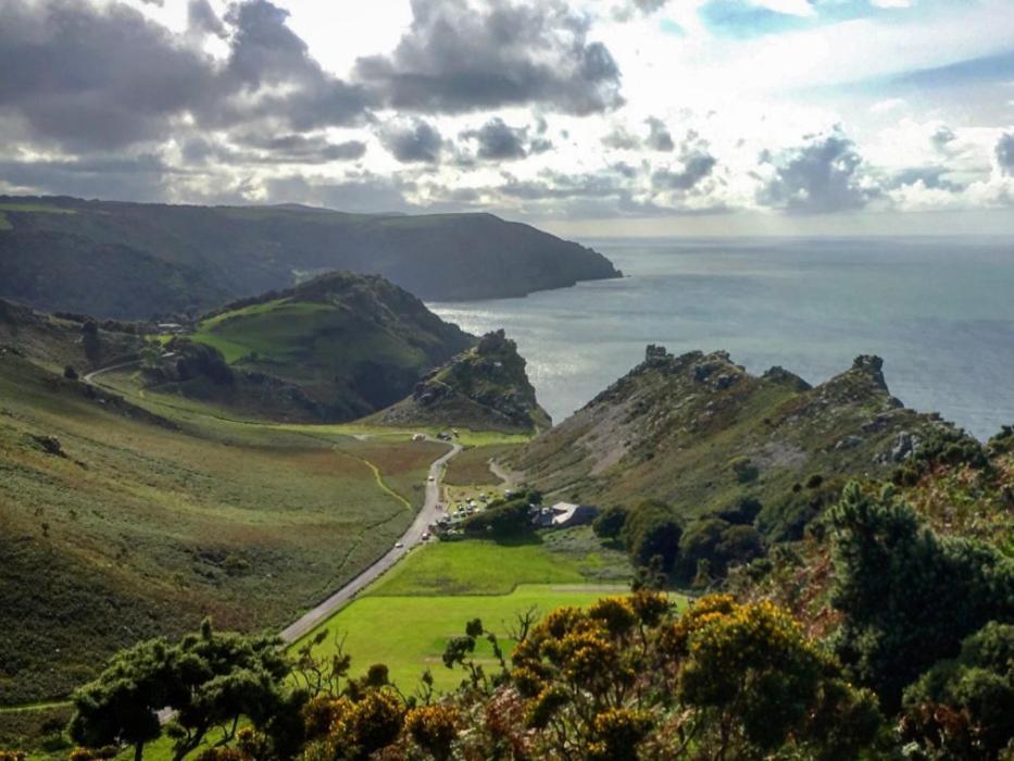 Highcliffe House Bed and Breakfast Lynton Esterno foto